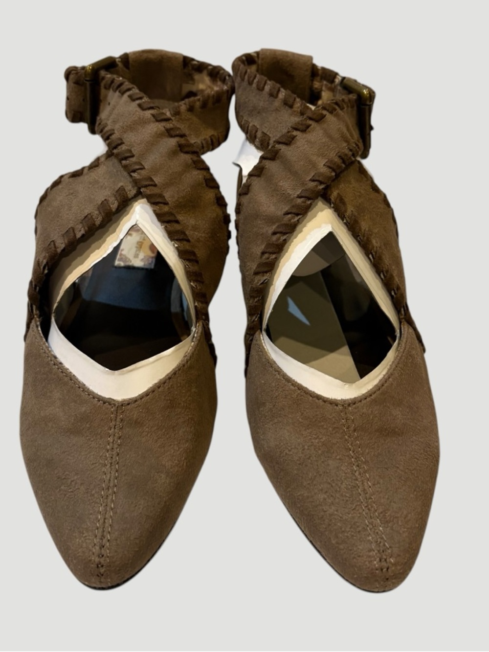 Band of Gypsies Brown Suede Pointed-Toe Flat with Braided Straps size 6.5 - Picture 4 of 8